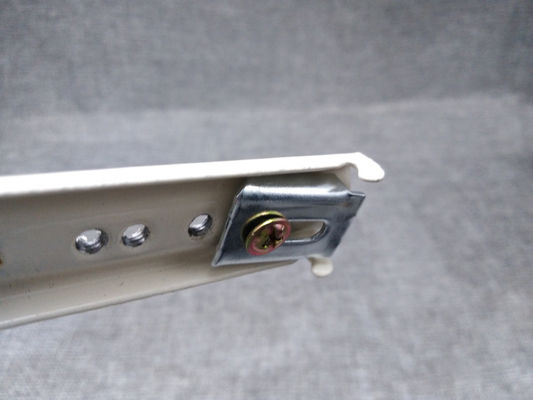Harga yang bagus 35g Bermotor Aluminium Rel Tirai Langit-langit Braket Tuas Kunci Rel Tirai on line
